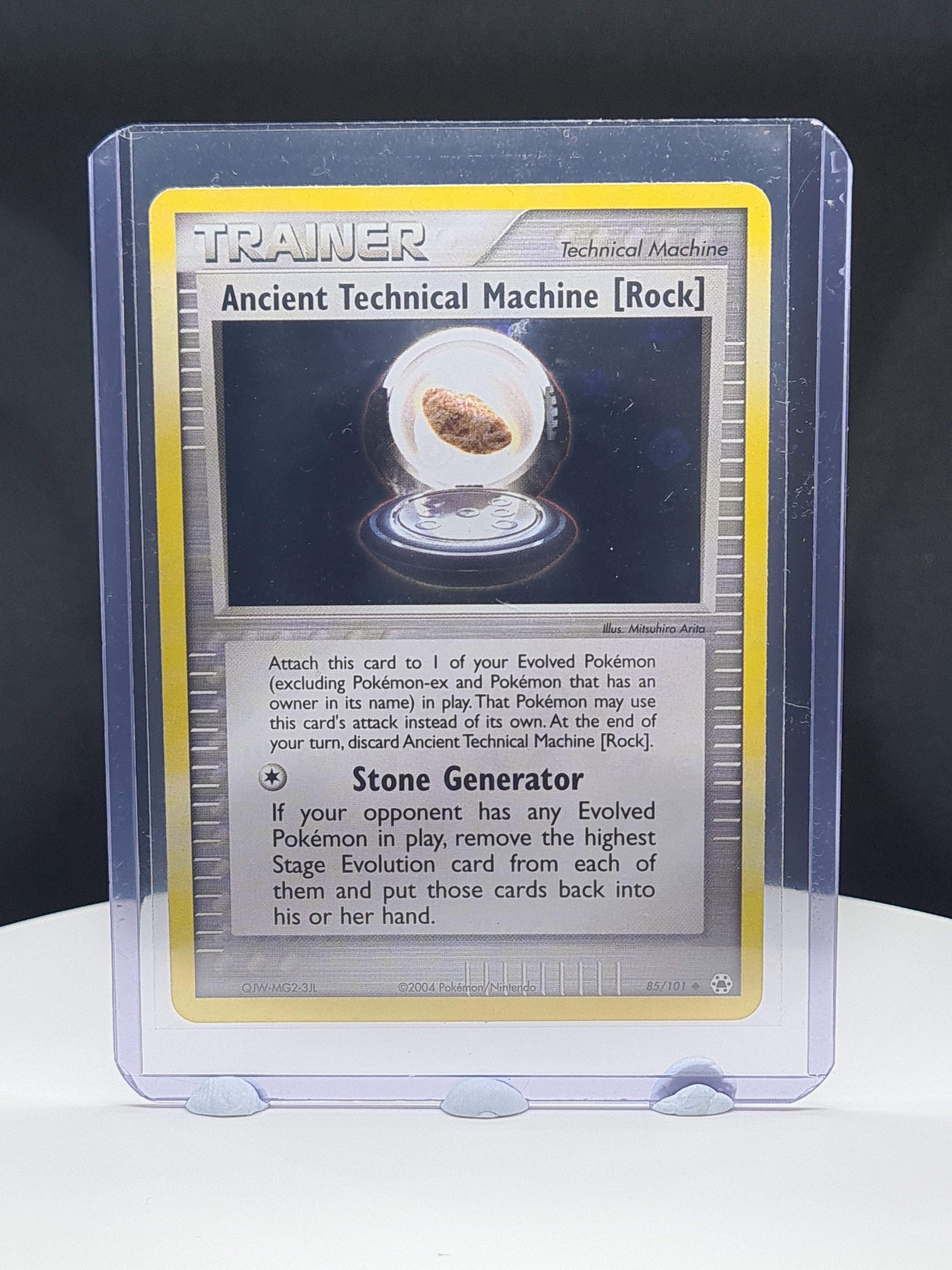 Ancient Technical Machine (Rock) (Reverse Holo)